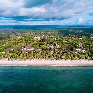 Diani Reef Beach Resort&Spa